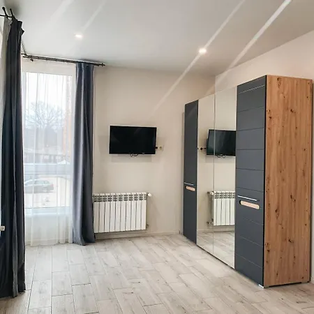 Domovik Mira 11s/5 *